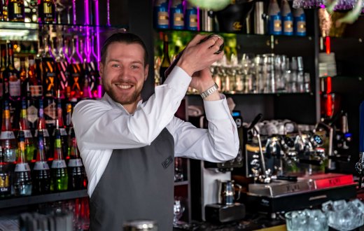 Bar Rootsch